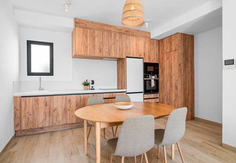 Apartamento de 2 habitaciones en San Miguel de Salinas en venta con piscina - 259.950 € (Ref: 9737821)