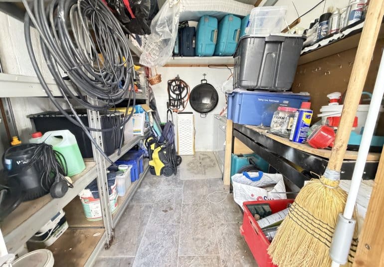 Chalet de 3 habitaciones en Villamartin en venta con piscina - 460.000 € (Ref: 9737822)