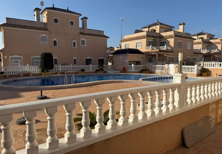 2 quarto Moradia para venda em Torre de la Horadada - 254 900 € (Ref: 9737824)