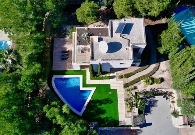 3 soveværelse Villa til salg i Las Colinas Golf, Orihuela med swimmingpool - € 649.000 (Ref: 9737826)