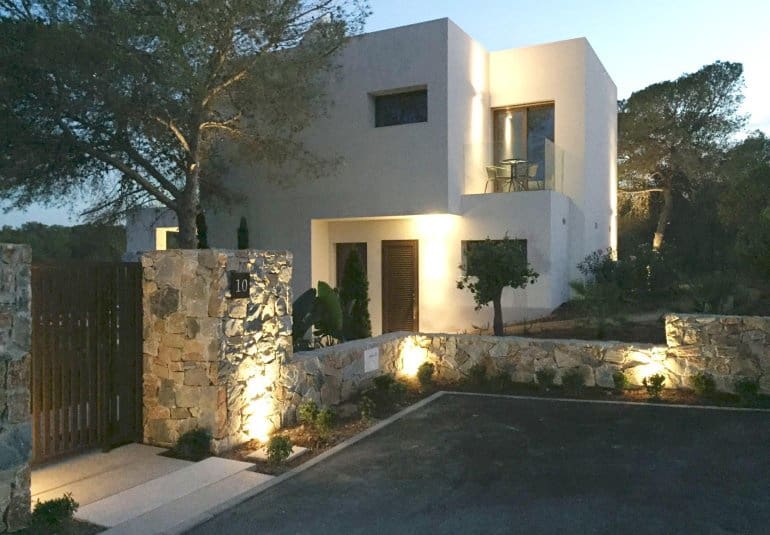 3 sovrum Villa till salu i Las Colinas Golf med pool - 649 000 € (Ref: 9737826)