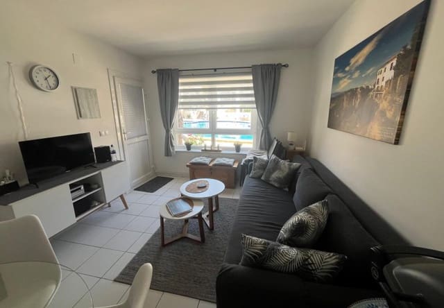 Casa de 2 habitaciones en Cabo Roig, Orihuela en venta con piscina - 269.000 € (Ref: 9737827)