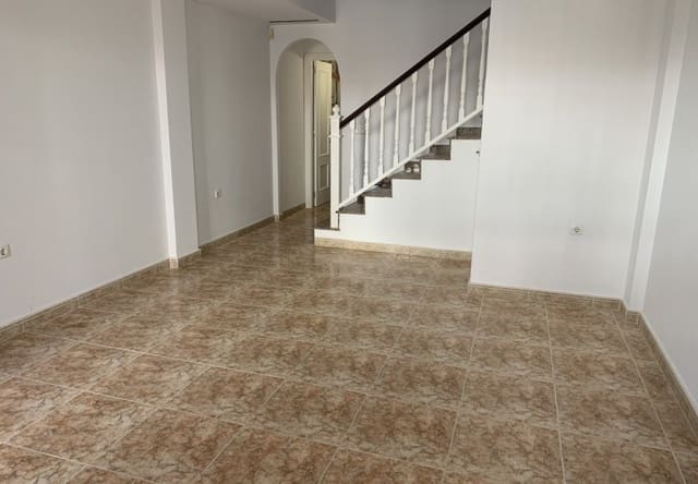 2 makuuhuone Omakotitalo myytävänä paikassa Punta Prima, Orihuela mukana uima-altaan - 189 950 € (Ref: 9737829)