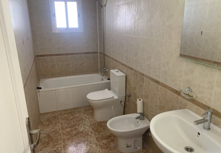 2 slaapkamer Huis te koop in Orihuela Costa met zwembad - € 189.950 (Ref: 9737829)