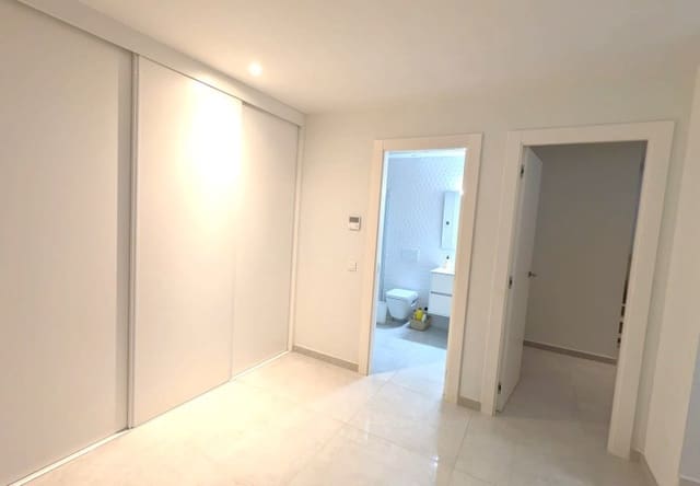 4 soveværelse Villa til salg i Cabo Roig, Orihuela med swimmingpool - € 529.950 (Ref: 9737831)