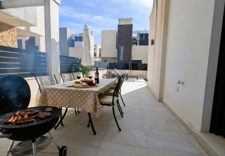 4 chambre Villa/Maison à vendre à Cabo Roig avec piscine - 529 950 € (Ref: 9737831)