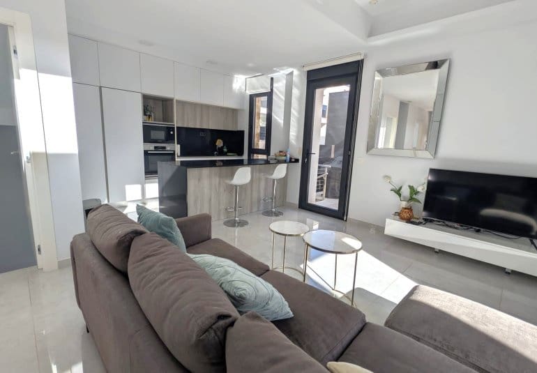 4 chambre Villa/Maison à vendre à Cabo Roig avec piscine - 529 950 € (Ref: 9737831)