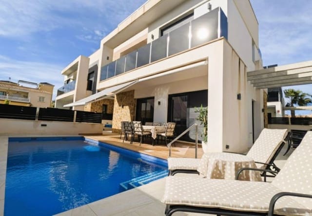 4 chambre Villa/Maison à vendre à Cabo Roig, Orihuela avec piscine - 499 950 € (Ref: 9737831)