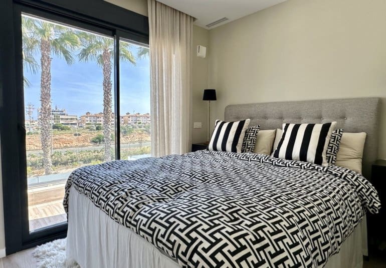 3 soverom Villa til salgs i Orihuela Costa med svømmebasseng - € 449 950 (Ref: 9737834)