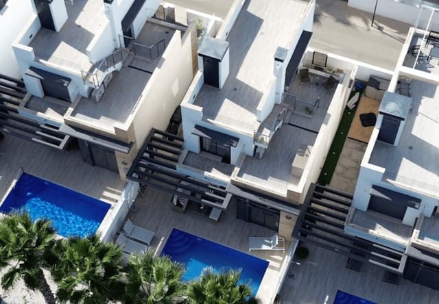 3 soverom Villa til salgs i Lomas de Cabo Roig - Los Dolses, Orihuela med svømmebasseng - € 449 950 (Ref: 9737834)