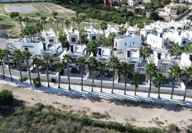 3 soverom Villa til salgs i Orihuela Costa med svømmebasseng - € 449 950 (Ref: 9737834)