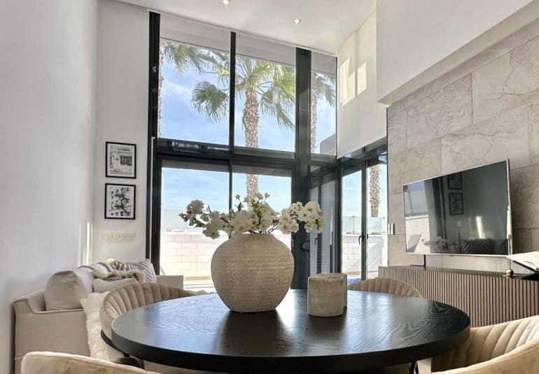 3 soverom Villa til salgs i Orihuela Costa med svømmebasseng - € 449 950 (Ref: 9737834)