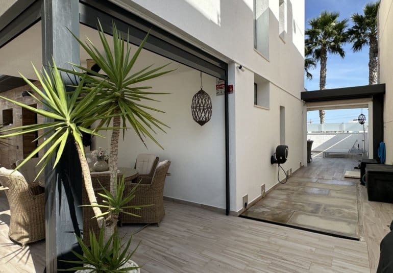 3 soverom Villa til salgs i Orihuela Costa med svømmebasseng - € 449 950 (Ref: 9737834)