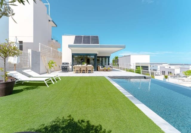 5 chambre Villa/Maison à vendre à San Miguel de Salinas avec piscine - 780 000 € (Ref: 9737835)