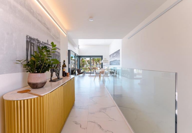 5 chambre Villa/Maison à vendre à San Miguel de Salinas avec piscine - 780 000 € (Ref: 9737835)