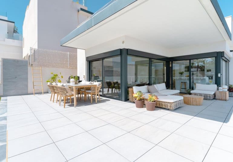 5 chambre Villa/Maison à vendre à San Miguel de Salinas avec piscine - 780 000 € (Ref: 9737835)