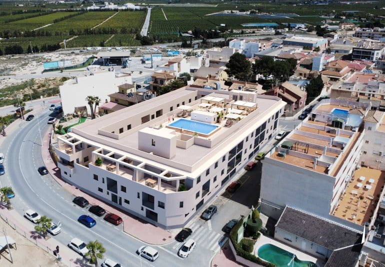 Apartamento de 2 habitaciones en San Miguel de Salinas en venta con piscina - 160.000 € (Ref: 9737836)