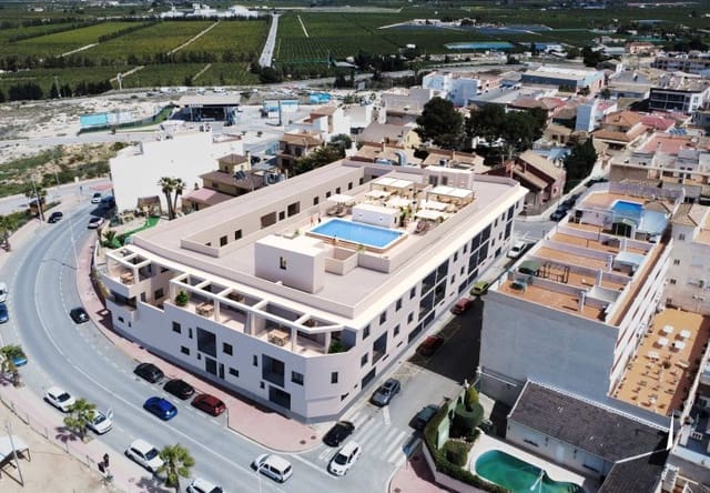 Apartamento de 2 habitaciones en San Miguel de Salinas en venta con piscina - 160.000 € (Ref: 9737836)