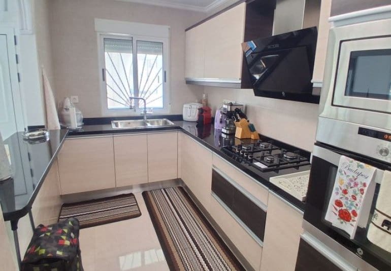 5 bedroom Villa for sale in Rojales with pool - € 539,995 (Ref: 9737837)