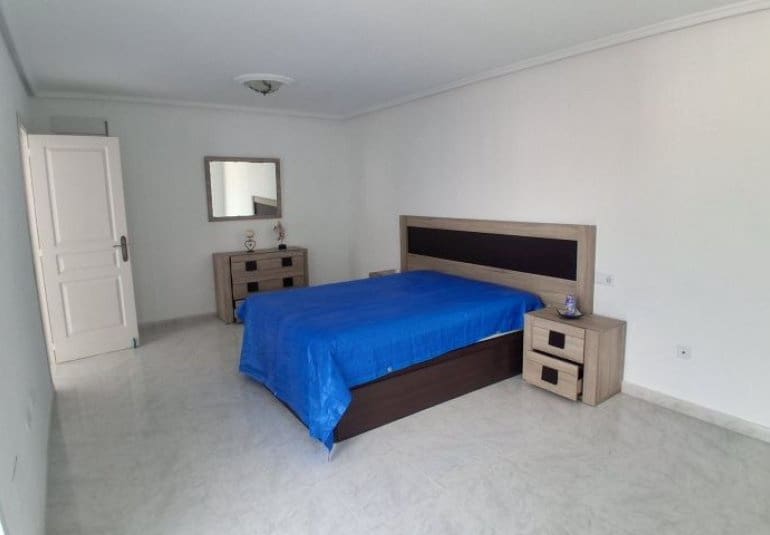 5 bedroom Villa for sale in Rojales with pool - € 539,995 (Ref: 9737837)