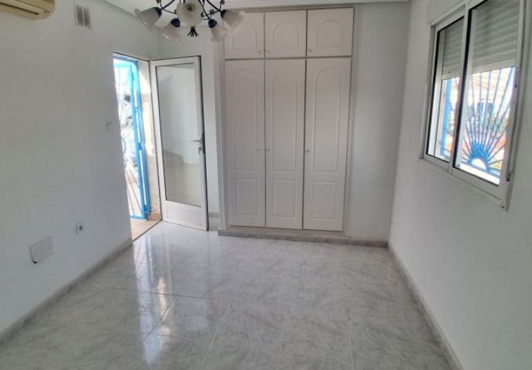 5 bedroom Villa for sale in Rojales with pool - € 539,995 (Ref: 9737837)