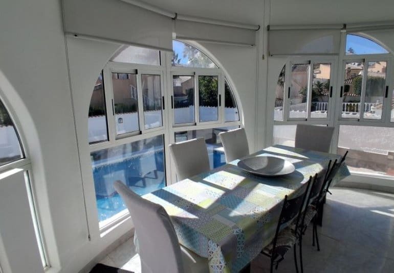 5 bedroom Villa for sale in Rojales with pool - € 539,995 (Ref: 9737837)