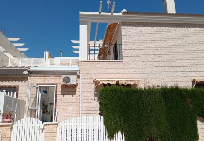 4 sypialnia Willa na sprzedaż w Pilar de la Horadada - 295 000 € (Ref: 9737838)