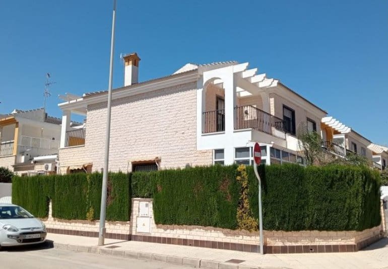 4 sypialnia Willa na sprzedaż w Pilar de la Horadada - 295 000 € (Ref: 9737838)