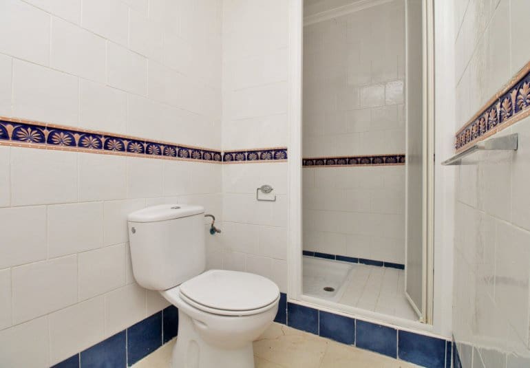 2 bedroom Apartment for sale in Playa Flamenca with pool - € 169,000 (Ref: 9737839)