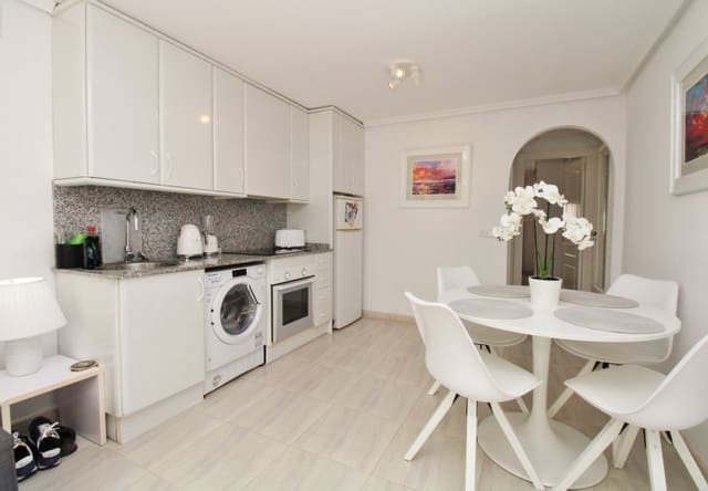 1 soveværelse Bungalow til salg i Villamartin, Orihuela - € 129.950 (Ref: 9737840)