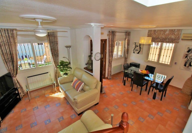 3 bedroom Townhouse for sale in Playa Flamenca with pool - € 249,950 (Ref: 9737841)