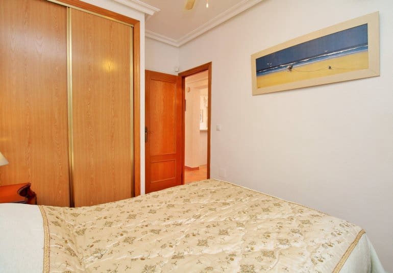 3 bedroom Townhouse for sale in Playa Flamenca with pool - € 249,950 (Ref: 9737841)