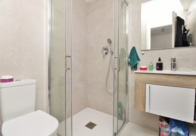 Casa de 2 habitaciones en Villamartin, Orihuela en venta con piscina - 294.990 € (Ref: 9737842)