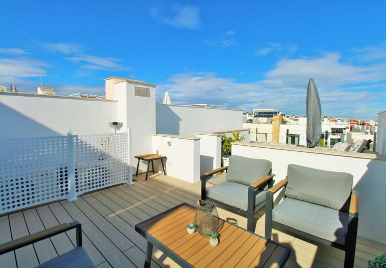 Casa de 2 habitaciones en Villamartin en venta con piscina - 294.990 € (Ref: 9737842)