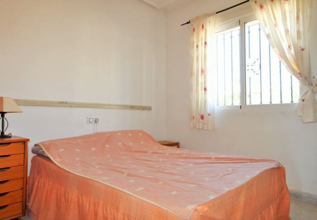 Casa de 3 habitaciones en Villamartin, Orihuela en venta con piscina - 249.990 € (Ref: 9737846)