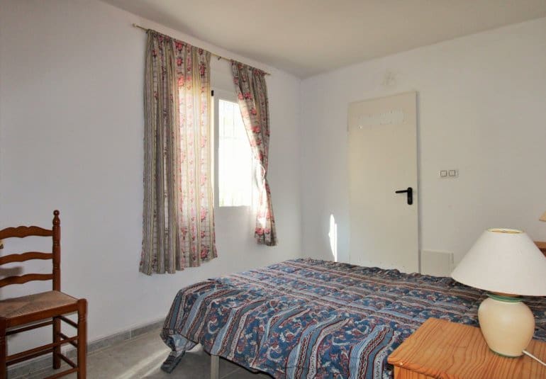 Casa de 3 habitaciones en Villamartin en venta con piscina - 249.990 € (Ref: 9737846)