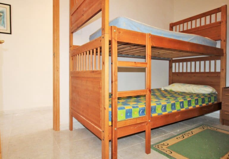 Casa de 3 habitaciones en Villamartin en venta con piscina - 249.990 € (Ref: 9737846)