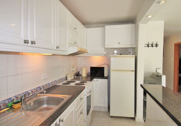 3 bedroom Townhouse for sale in Villamartin with pool - € 249,990 (Ref: 9737846)