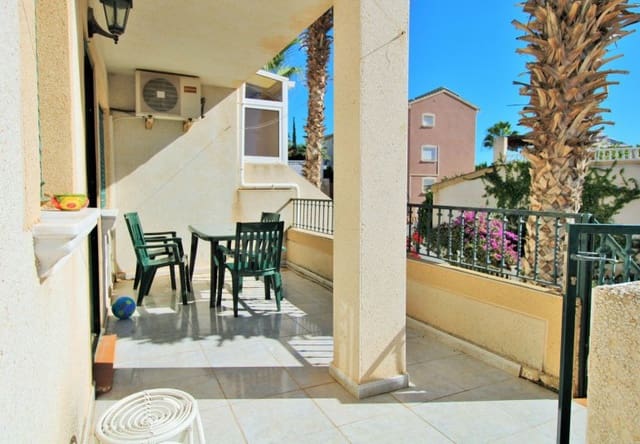 3 Zimmer Haus zu verkaufen in Villamartin, Orihuela mit Pool - 249.990 € (Ref: 9737846)