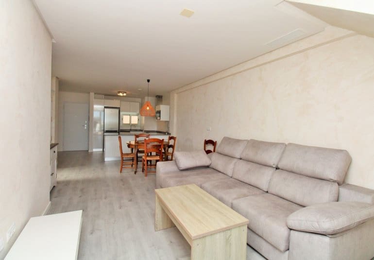 Apartamento de 2 habitaciones en Villamartin en venta con piscina - 289.900 € (Ref: 9737849)