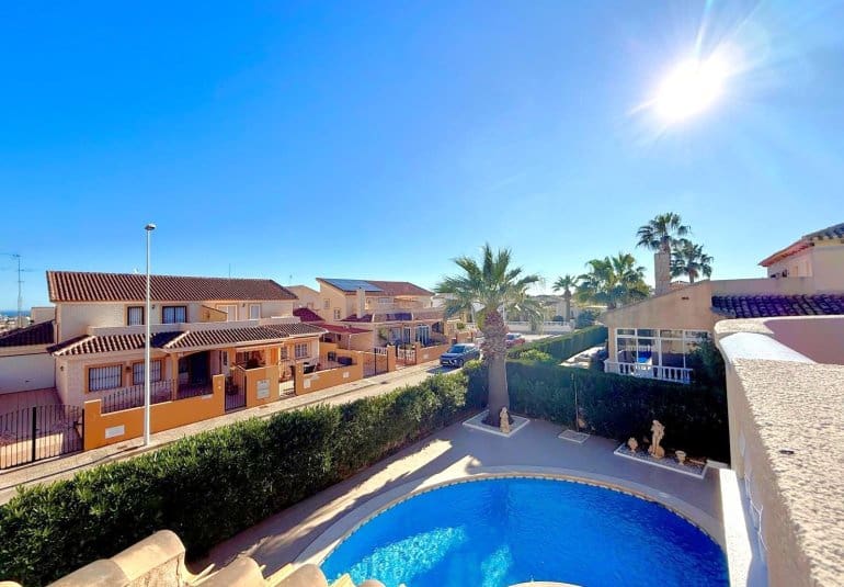 3 slaapkamer Villa te koop in Los Dolses met zwembad - € 590.000 (Ref: 9737851)