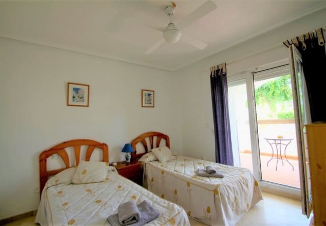 Apartamento de 2 habitaciones en Villamartin, Orihuela en venta con piscina - 199.000 € (Ref: 9737853)