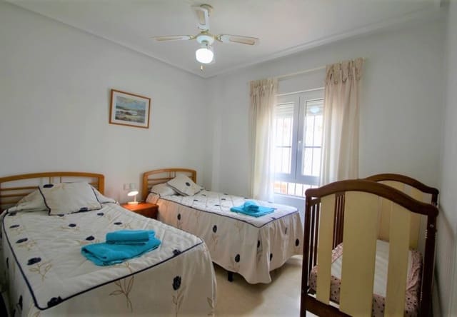 Apartamento de 2 habitaciones en Villamartin, Orihuela en venta con piscina - 199.000 € (Ref: 9737853)