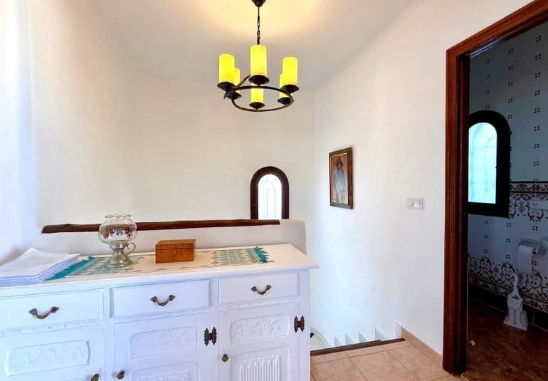 Chalet de 3 habitaciones en Villamartin en venta - 425.000 € (Ref: 9737856)