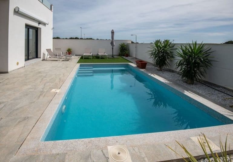 3 bedroom Villa for sale in Pinar de Campoverde with pool - € 422,500 (Ref: 9737857)