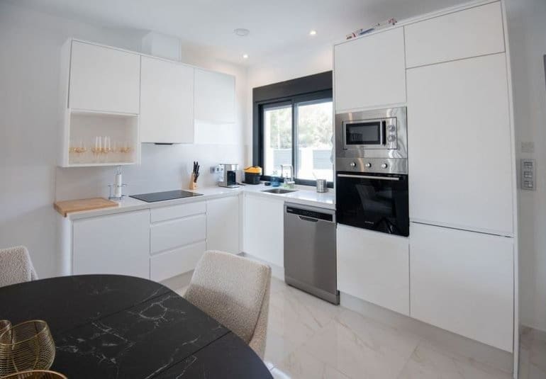 3 bedroom Villa for sale in Pinar de Campoverde with pool - € 422,500 (Ref: 9737857)