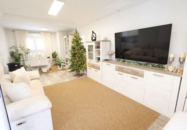 4 bedroom Villa for sale in Filipinas with pool - € 408,000 (Ref: 9745145)