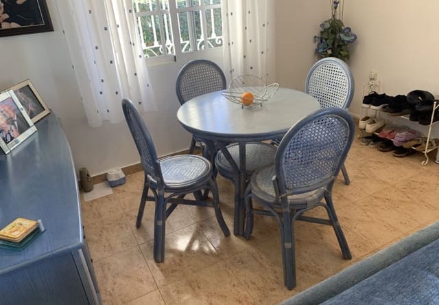 Chalet de 3 habitaciones en Villamartin, Orihuela en venta con piscina - 299.950 € (Ref: 9745148)