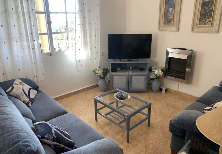 3 quarto Moradia para venda em Villamartin com piscina - 299 950 € (Ref: 9745148)