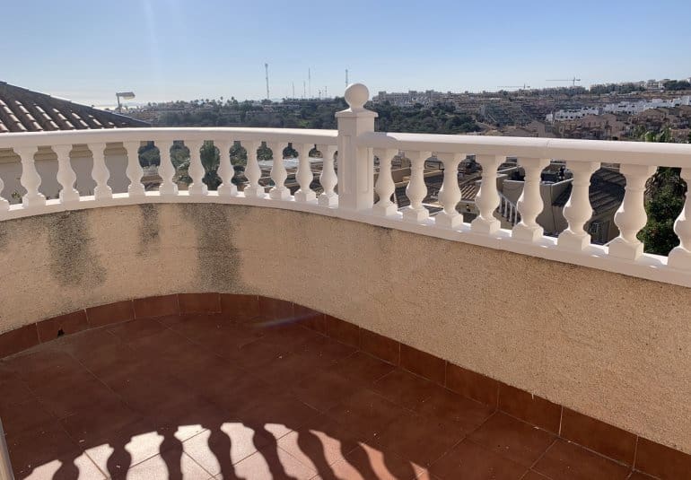 3 quarto Moradia para venda em Villamartin com piscina - 299 950 € (Ref: 9745148)